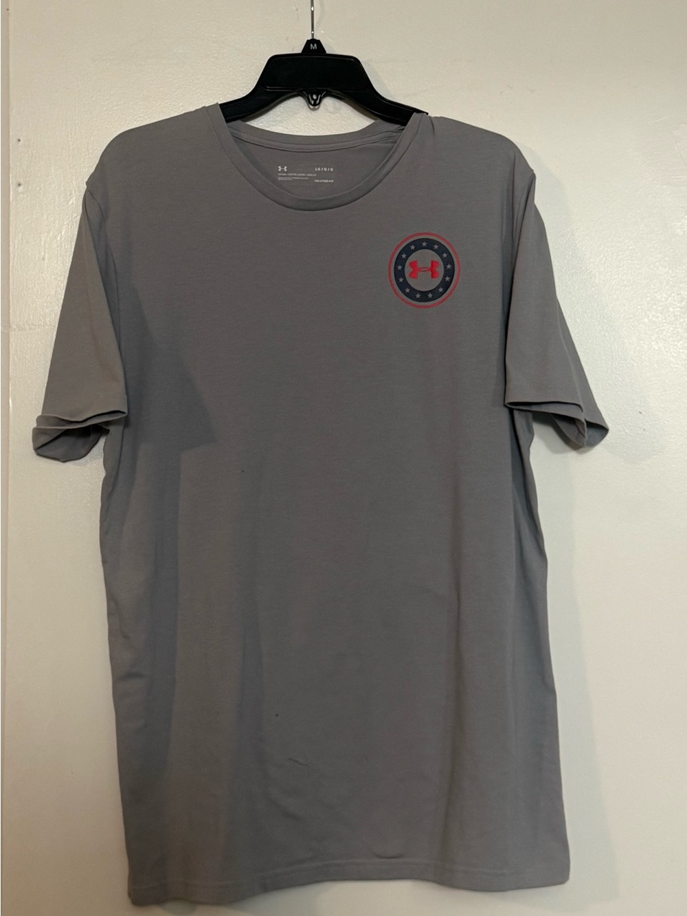 Under Armour Men’s Gray Short Sleeve Performance Tee with Circular Logo